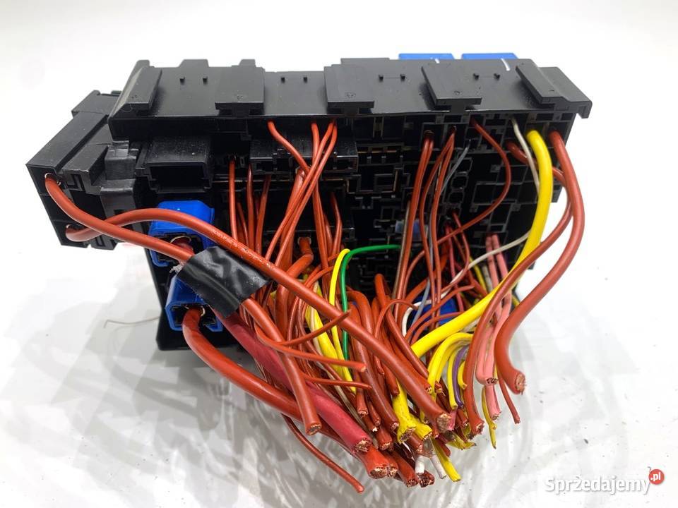 SKRZYNKA BEZPIECZNIKÓW RENAULT CAPTUR II podkarpackie