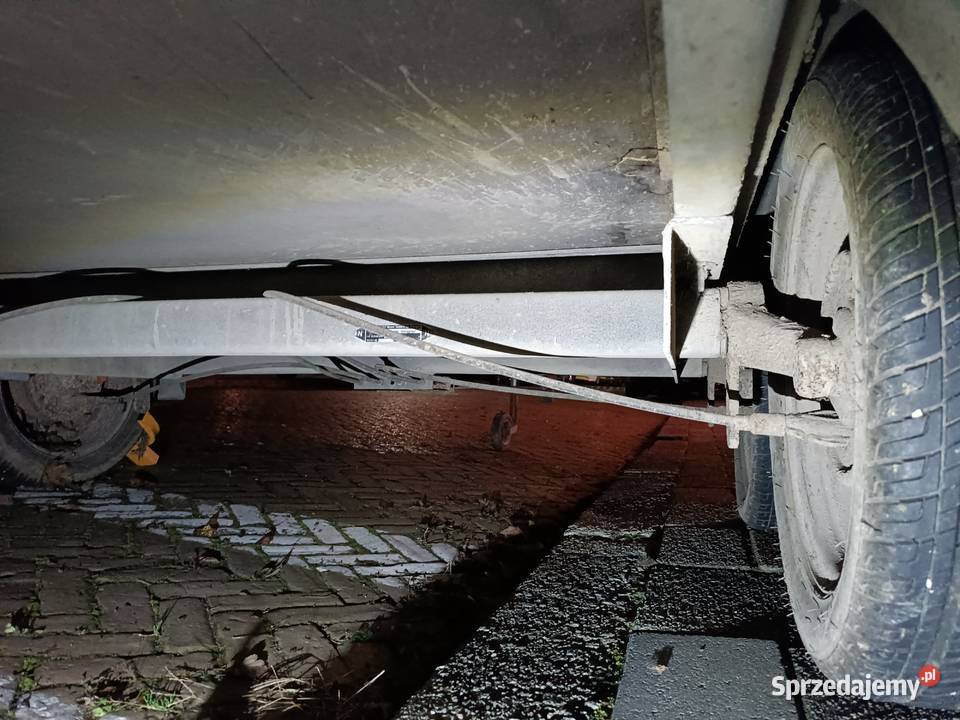 Przyczepa samochodowa dwuosiowa z plandeką duża Schmidt Nysa