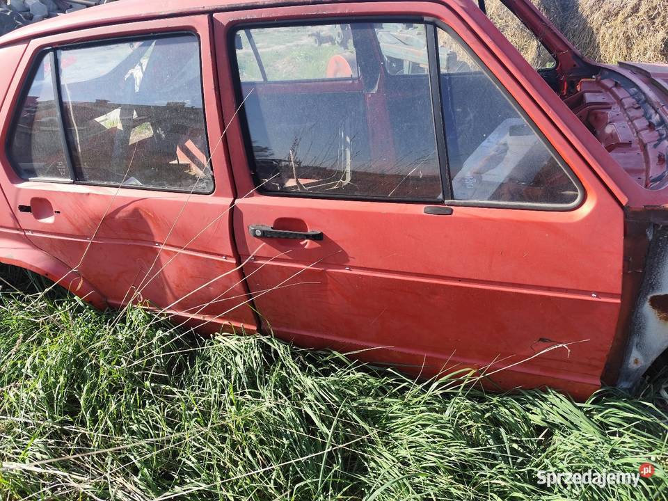 Golf 1 drzwi szyby i reszta Rok produkcji 1983 Boczne (drzwi) Chełm