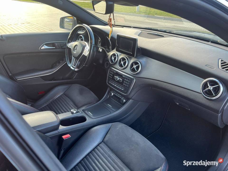 MercedesBenz CLA I 20 250 7GDCT światła przeciwmgielne Radom