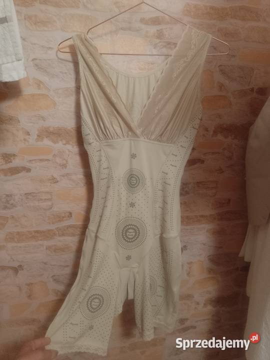 LXL Ekskluzywny kombinezon modelujący z Londynu Kraków