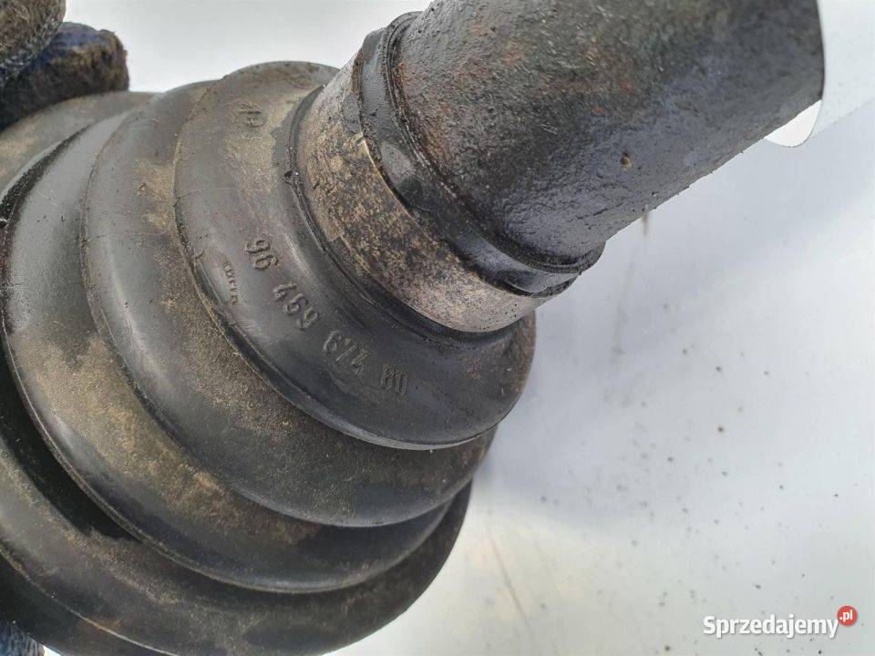 PÓŁOŚ LEWA PRZÓD PEUGEOT 5008 Lipno sprzedam