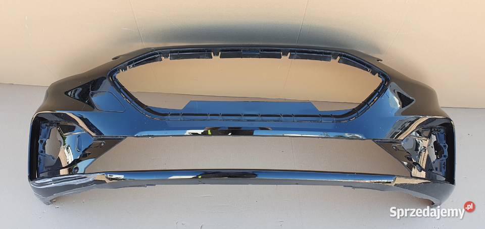 FORD FOCUS IV MK4 ZDERZAK Trzciel sprzedam