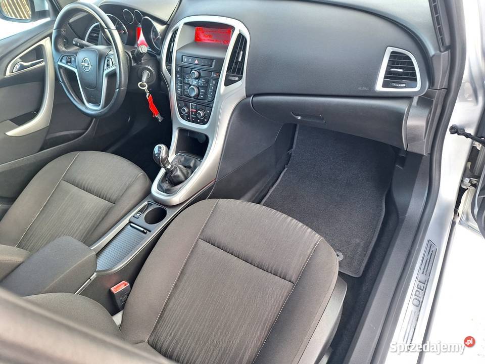 Opel Astra J Benzyna 5 drzwi Podgrzewane fotele