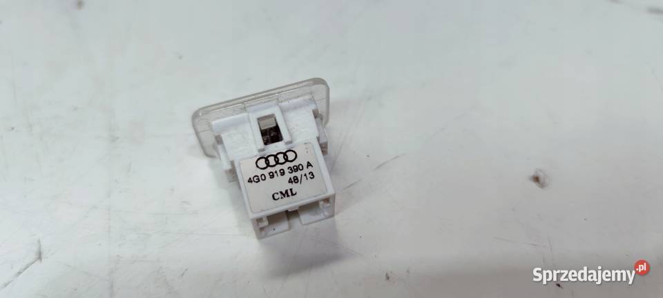 LAMPA OŚWIETLENIA KABINY AUDI A1 8X A3 8V A6 C7 Oświetlenie kabiny