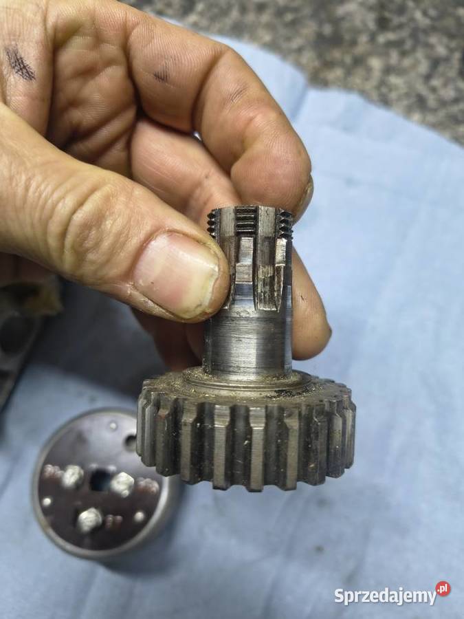 Tłok wałek zdawczy oprawka żarówki jawa cz 175 Pozostałe