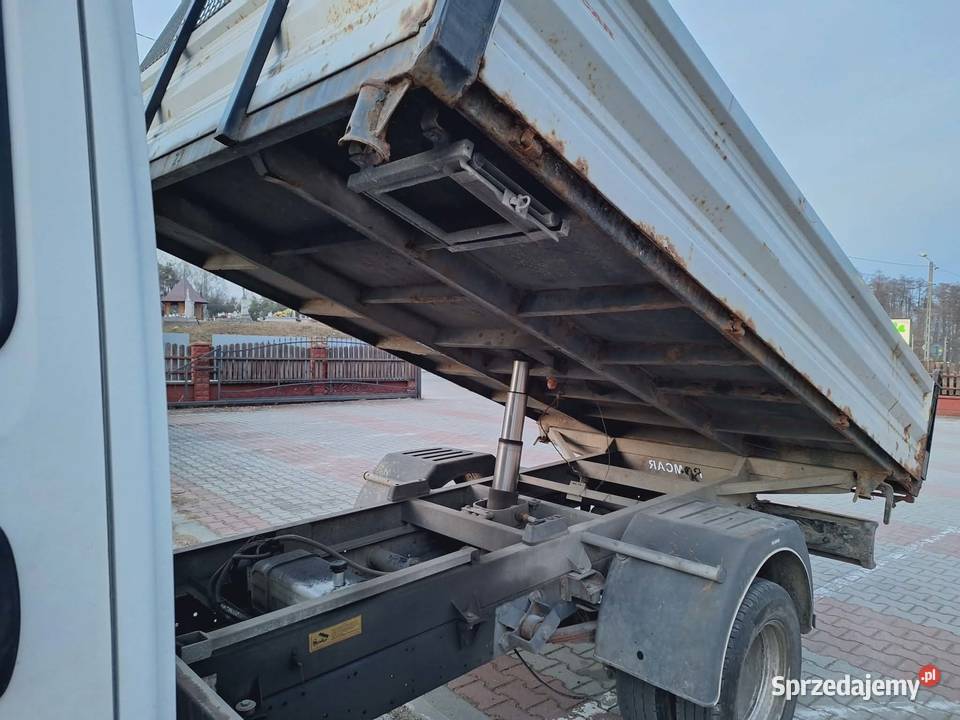 IVECO DAILY 35C15 2015R 35150 7OSÓB WYWROT Iveco Samochody dostawcze podkarpackie Dzikowiec