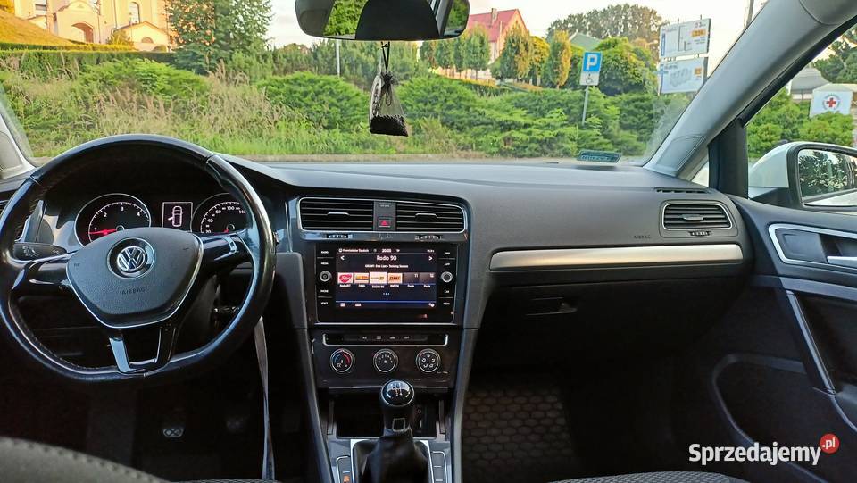 Volkswagen Golf 7 16tdi 2018 biały Jastrzębie-Zdrój