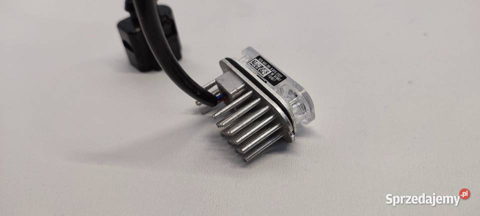 SKODA KAROQ WKŁAD LAMPY LED ZDERZAKA TYŁ
