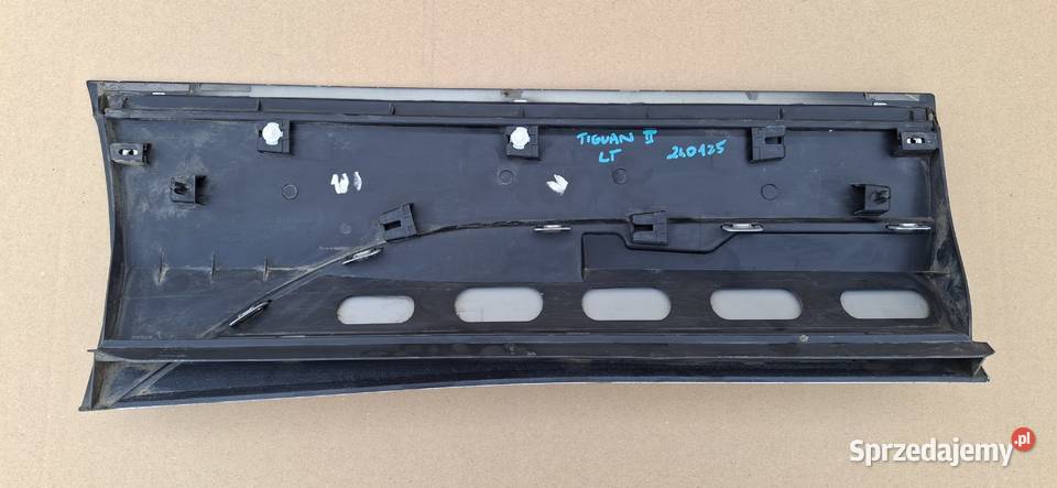 VW TIGUAN II 5NA LISTWA NAKŁADKA DRZWI LEWY TYŁ Kargowa