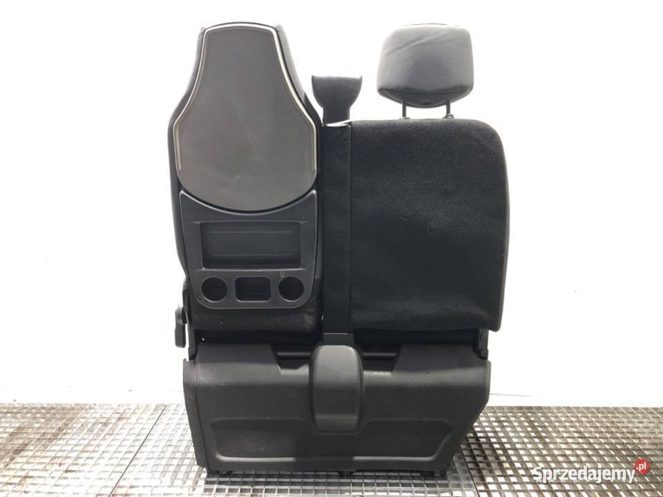 FOTEL PRAWY PRZÓD RENAULT MASTER III Bus