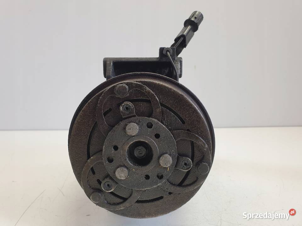 SPRĘŻARKA KLIMATYZACJI Mitsubishi L200 25 DiD osobowe lubelskie Chełm sprzedam