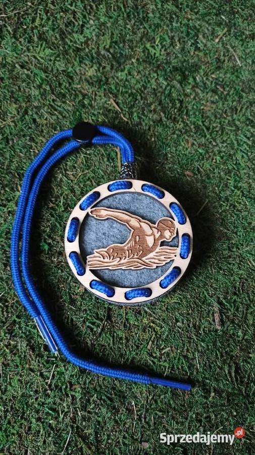 Wielorazowy Zapach do Samochodu z Drewna Warszawa