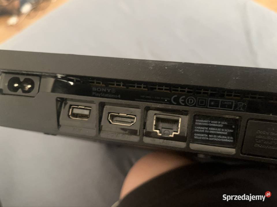 sprzedam PlayStation 4 z płytą GTA nową małopolskie Nowy Sącz