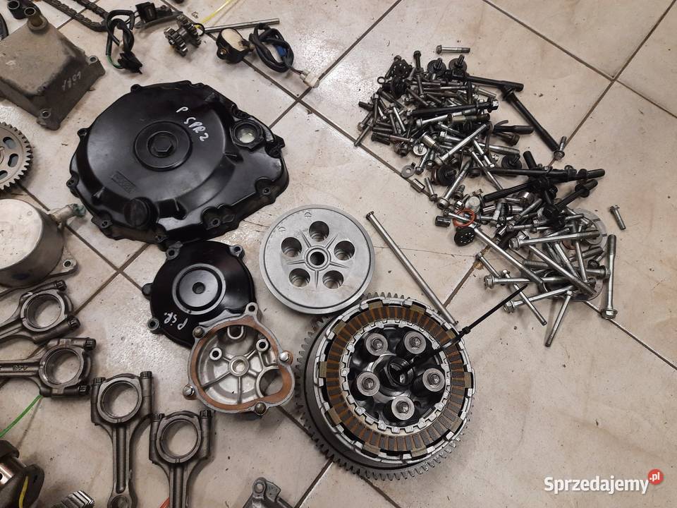 Suzuki GSR 600 silnik części głowica cylinder Jelenia Góra