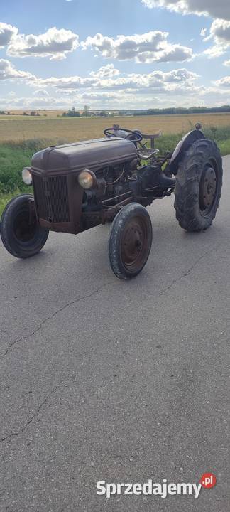 Ciągnik Ford 9n 1940r oryginał UNRRA Węchadłów sprzedam