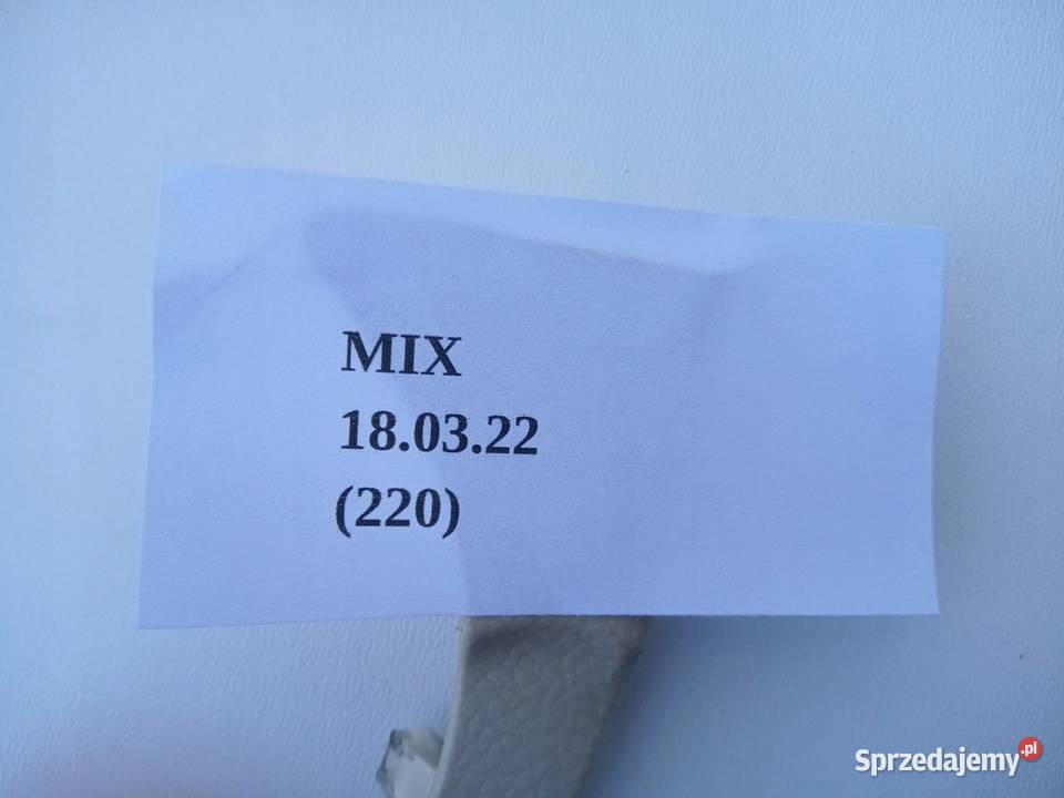 OSŁONA PRAWA LEWA FOTELA INFINITI QX70 FX30d Nowy Tomyśl