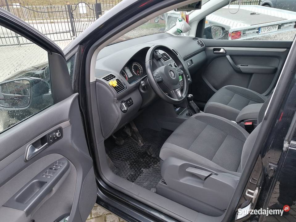 VW TOURAN 2011r 20TDI CR ZAREJESTROWANY Touran Świdnik Duży