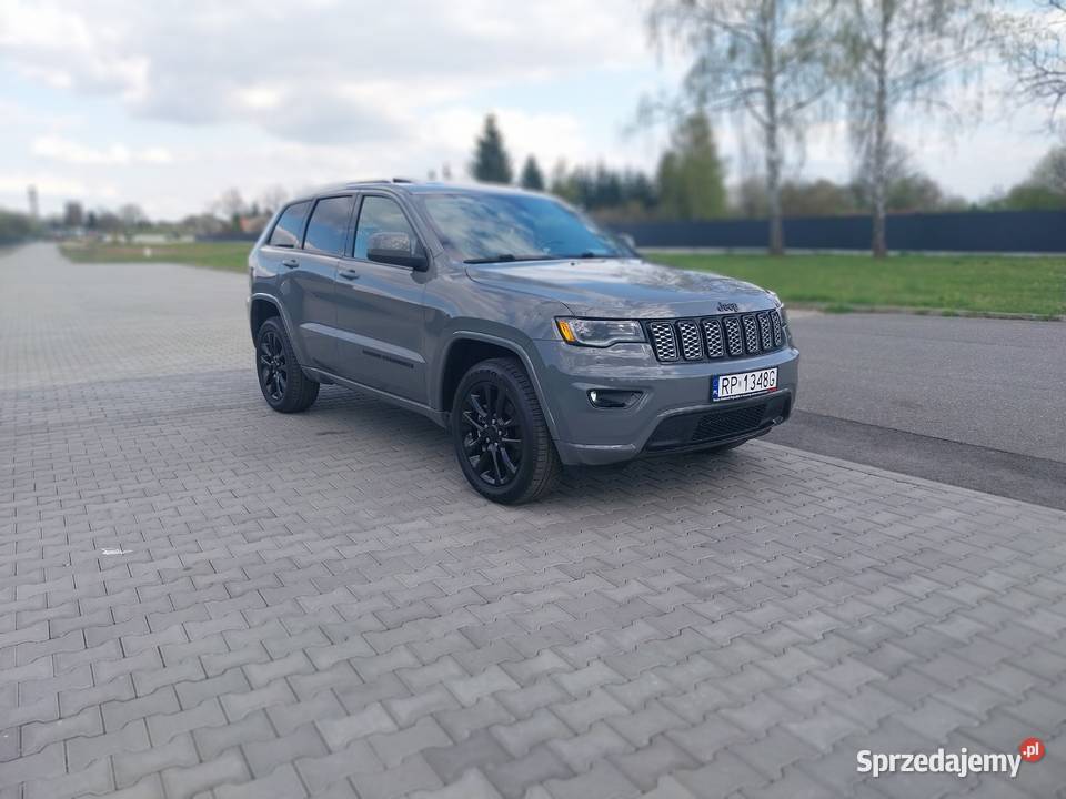 Jeep Grand Cherokee 2021 36benzyna Rok produkcji 2021
