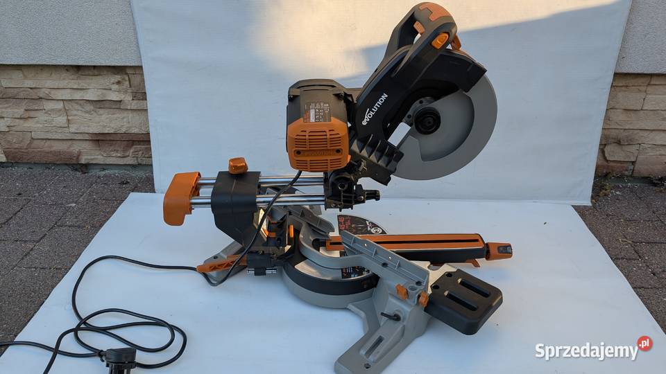 Piła ukośnica Evolution R255SMSDB