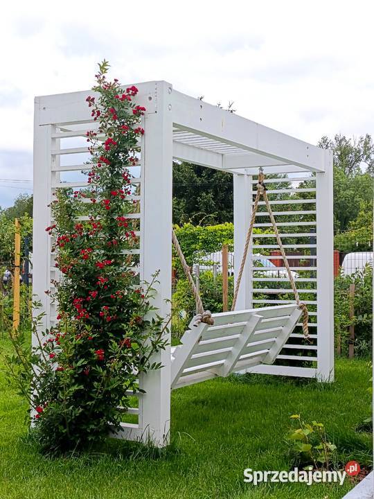 Huśtawka z pergolą ławka 180   450  montaż  40  drewno sprzedam