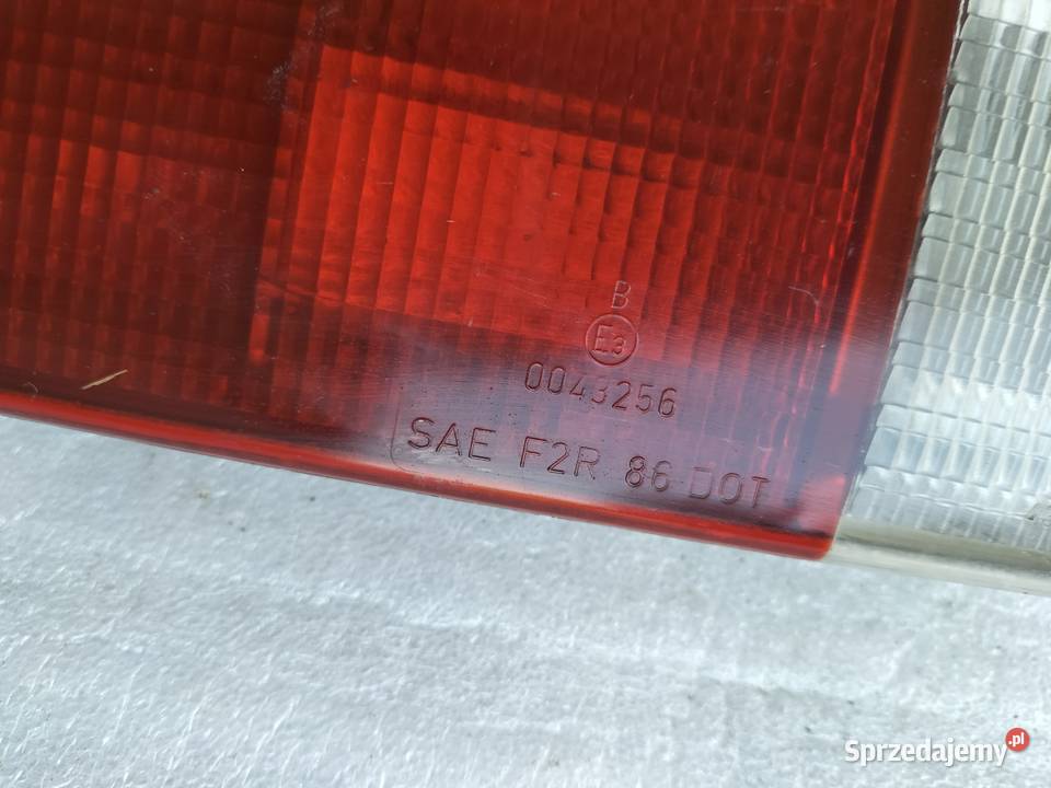 AUDI 80 B3 B 3 LAMPA TYŁ TYLNA KLAPA