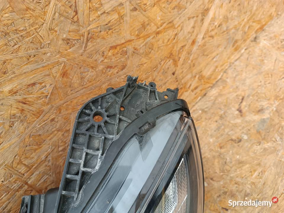 LAMPA LEWA PRZÓD REFLEKTOR EU LED EM2B17E857A Nowy Tomyśl sprzedam