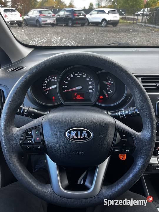 Kia Rio Benzyna 2014r wielofunkcyjna kierownica Tomaszów Lubelski