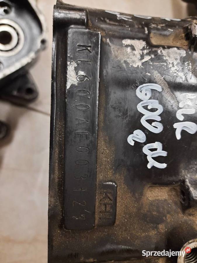Kawasaki KLR 600 silnik części głowica wał Jelenia Góra