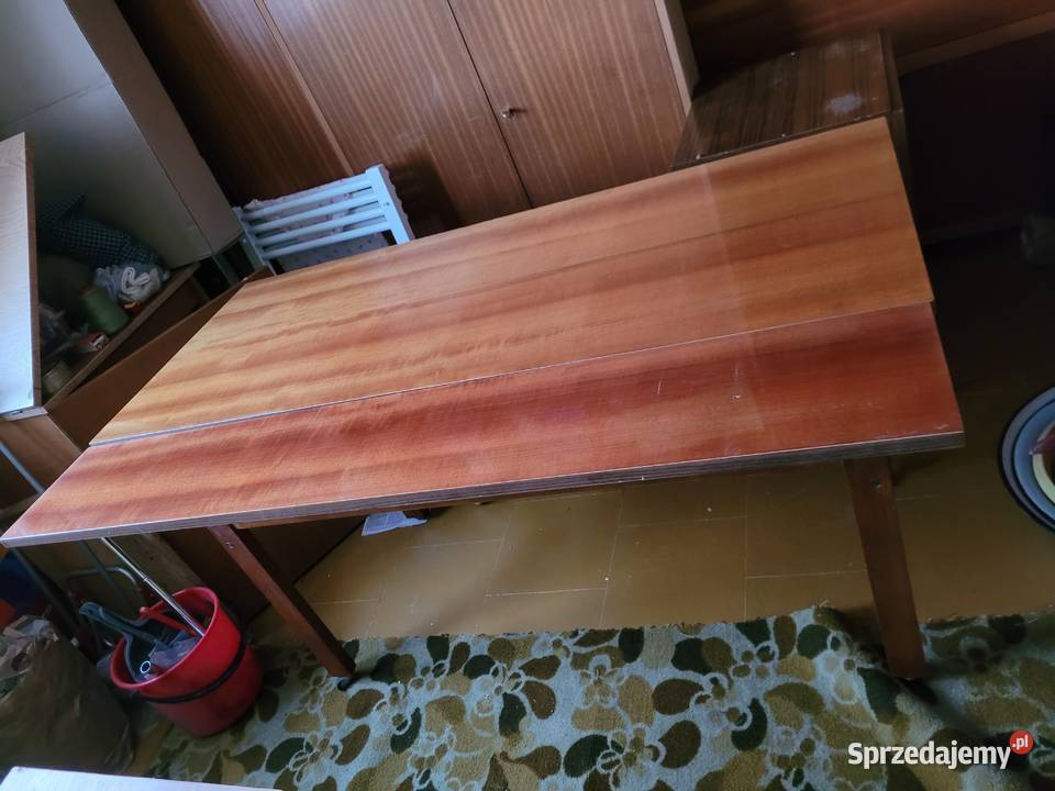 Stół drewniany – wysoki połysk z lat 70-tych –regulowany