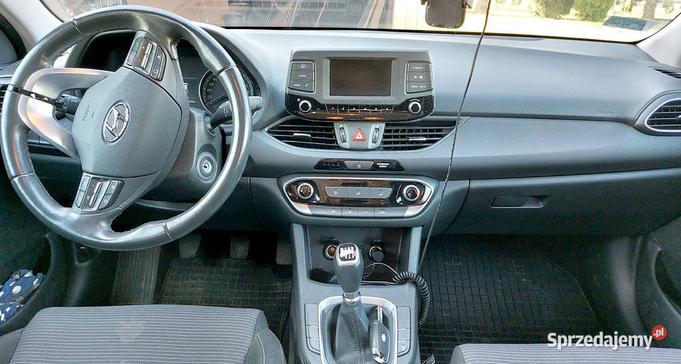 Hyundai I30 kombi silnik 14l krajowy serwisowany