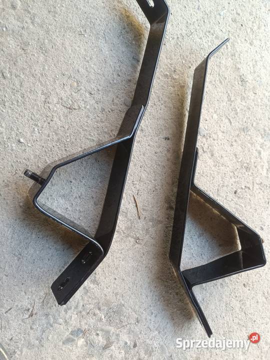 Fiat 126p uchwyt zderzaka p4 mocowania szyny Części samochodowe Bielsko-Biała sprzedam