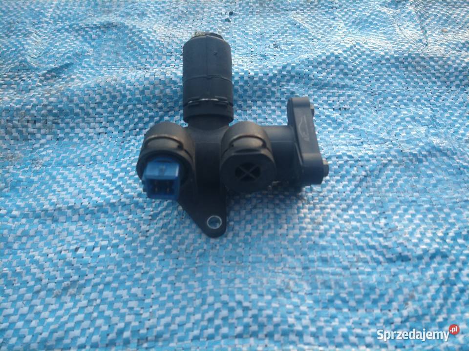 Obudowa Króciec KołnierzWody 058 121 132 AIC Skawina