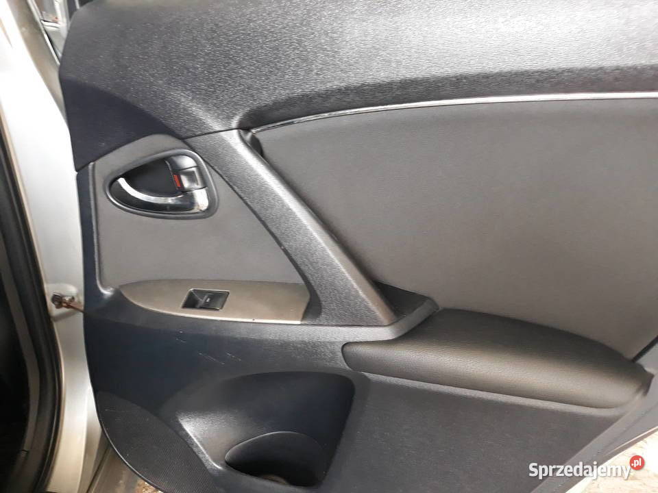 Toyota Avensis z salonu prywatnego właściciela Rok produkcji 2009 sprzedam