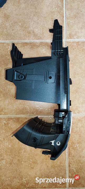 Konsola środkowa ramka radia Ford Mondeo mk3 2cm3 Motoryzacja śląskie Sosnowiec