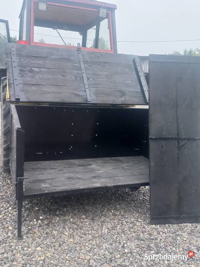 Skrzynia paczka transportowa do ciągnika nieuszkodzony Opatów