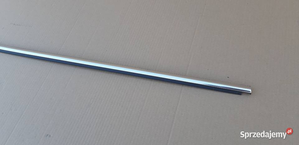 SKODA ENYAQ LISTWA ZGARNIAJĄCA DRZWI PRAWY TYŁ Bieleń