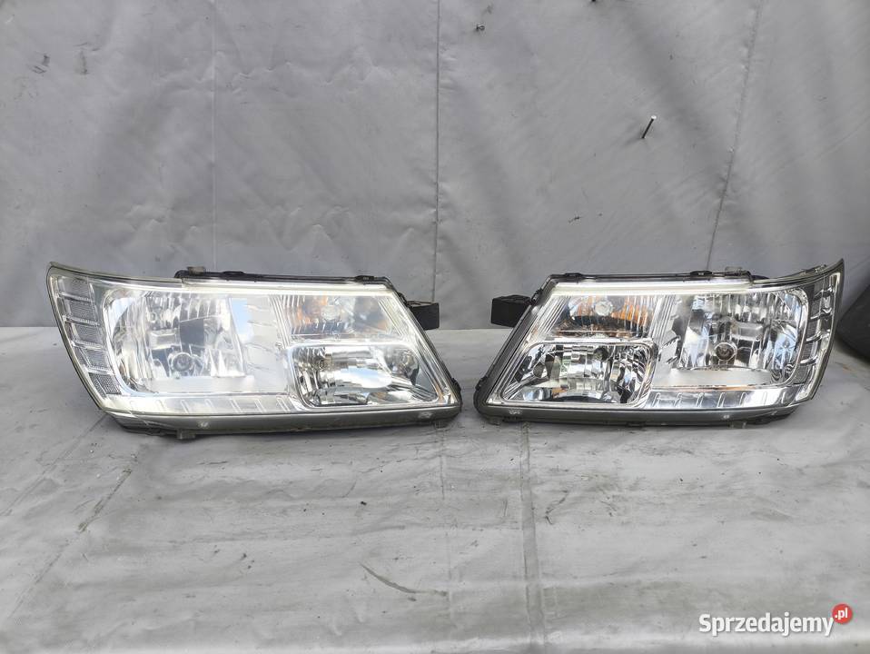 FIAT FREEMONT DODGE JOURNEY LAMPA PRZEDNIA PRZÓD osobowe Części samochodowe mazowieckie Radom