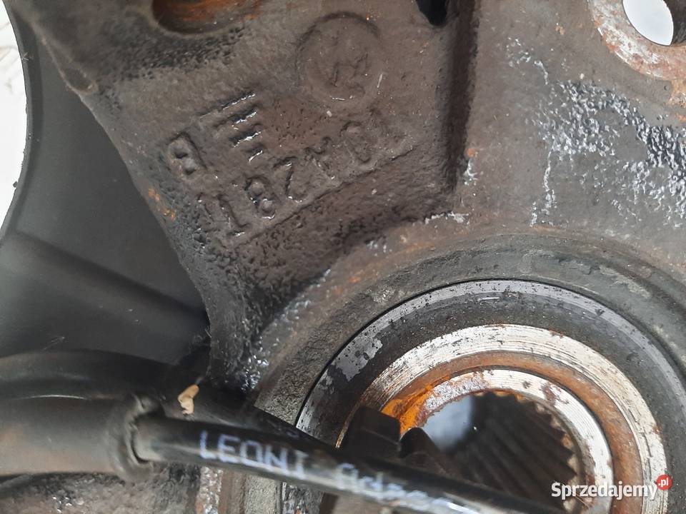 FORD KA MK2 13 CDTI piasta zwrotnica prawa ABS Ksawerów