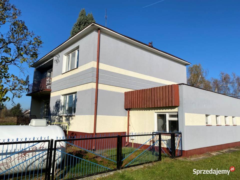 Duży dom z garażem w Błędnicy 430 Sprzedaż Błędnica