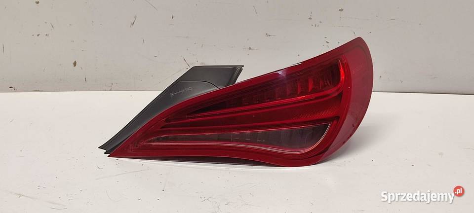 MERCEDES X117 CLA LAMPA PRAWY TYŁ RHD ANGLIK