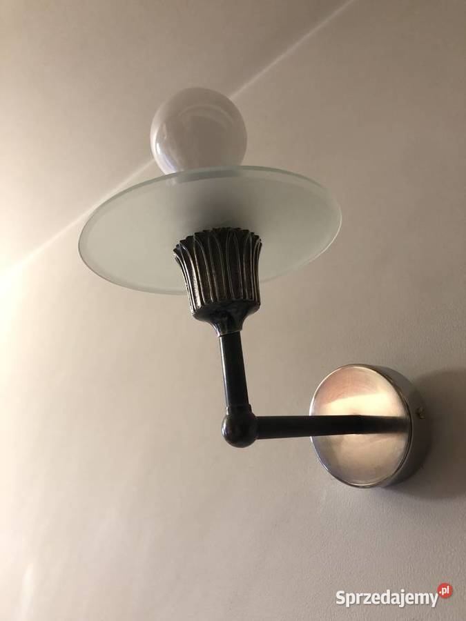 Kinkiet stary z kloszem talerzykiem