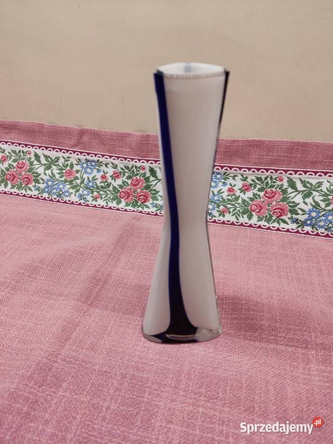 Wazon trójkątny na kwiaty Głuchołazy