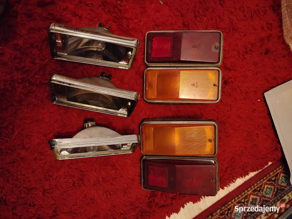 Lampy tylne Fiat 125p klasyk 1500 1300 lubelskie Opole Lubelskie