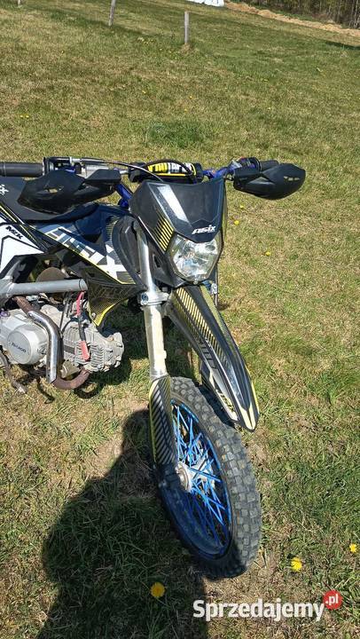sprzedam cross Asix MZK 125 stan kupiony w Polsce Juszczyn