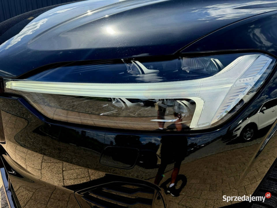 Volvo XC 60 RECHARGE panorama 4x4 kamery 360 acc elektrycznie ustawiane fotele Otmuchów