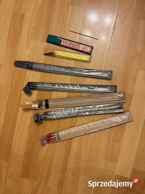 Zestaw drutów do robienia na drutach z czasów