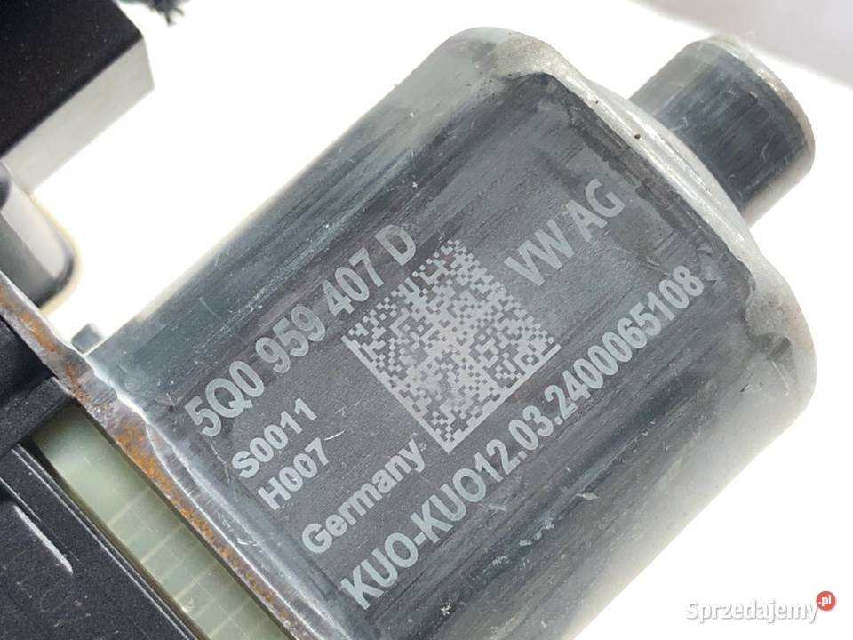 PODNOŚNIK SZYBY LEWY TYŁ SKODA KAMIQ 5Q0959407D