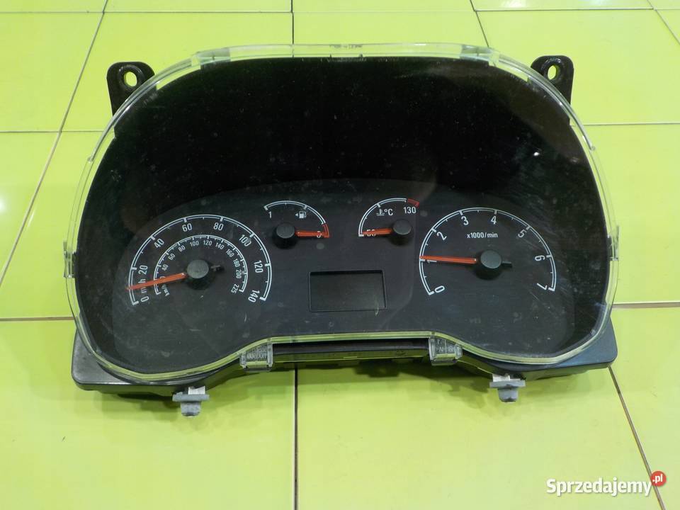 OPEL COMBO D 13 CDTI 16r L1H1 licznik zegary mazowieckie