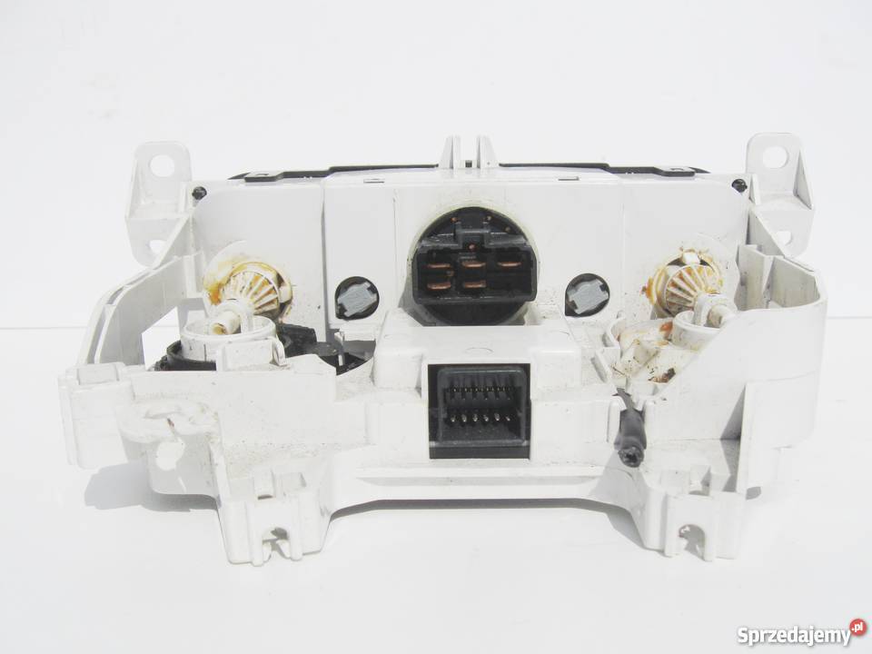 Panel sterowania klimatyzacji MAZDA 323 F BJ sprzedam